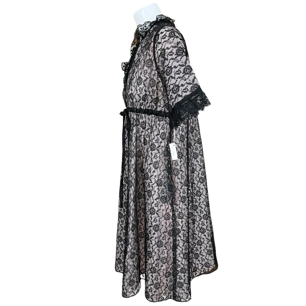 Union Made Fashions by Marilyn Pink with Black Lace Overlay Belted Robe Small